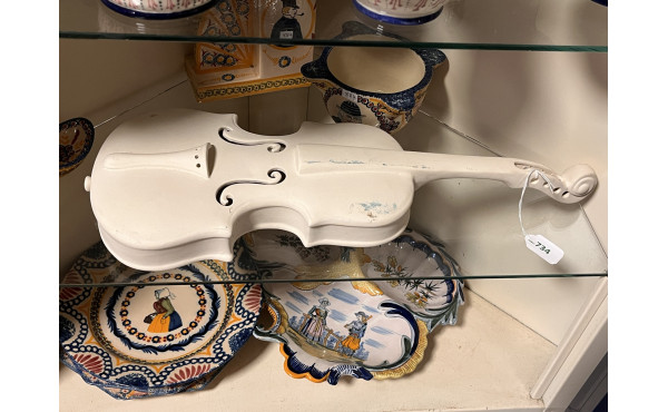 Violon en biscuit de Quimper, L 52 cm (t