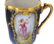 LIMOGES - Jolie tasse rocaille en porcel