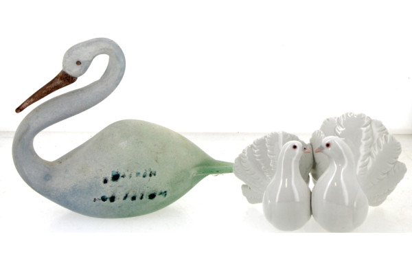 LLADRO - Couple de tourterelles en porce