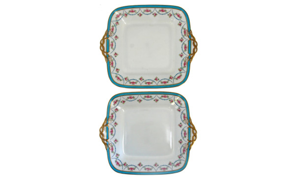 WEDGWOOD - Paire de petits plats à gâtea