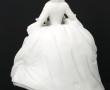 "Femme élégante du XVIIIè au carlin", su