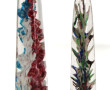 Deux supports ou presse-papier en verre,