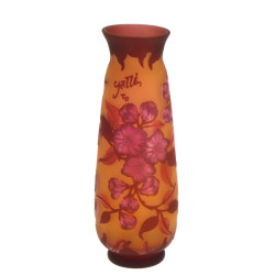 GALLE Tip - Vase en verre à décor dégagé
