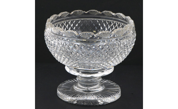 Coupe sur piédouche décor pointes de dia
