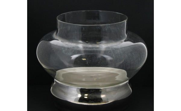Important vase en verre pansu à fond arr
