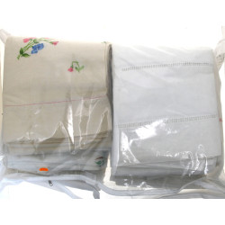 Lot de linge ancien (6 draps en tout) : 