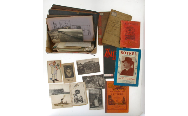 Lot de fascicules et livrets anciens don