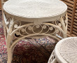 Ensemble de petits mobiliers blancs en r