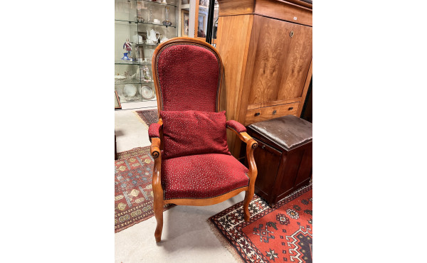 Fauteuil style Voltaire recouvert d'un t