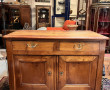 Buffet bas ancien en bois fruitier ouvra