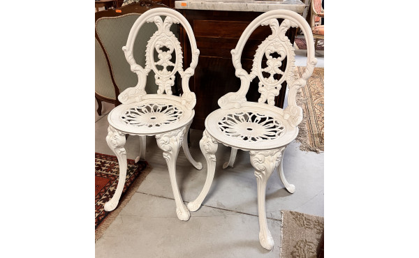 Paire de chaises de jardin en métal laqu
