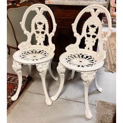 Paire de chaises de jardin en métal laqu