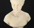 Buste de femme en résine et base marbre,