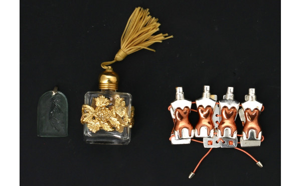 Thème PARFUM - Lot comprenant un bracele