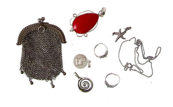 Petit porte-monnaie en argent et maille 