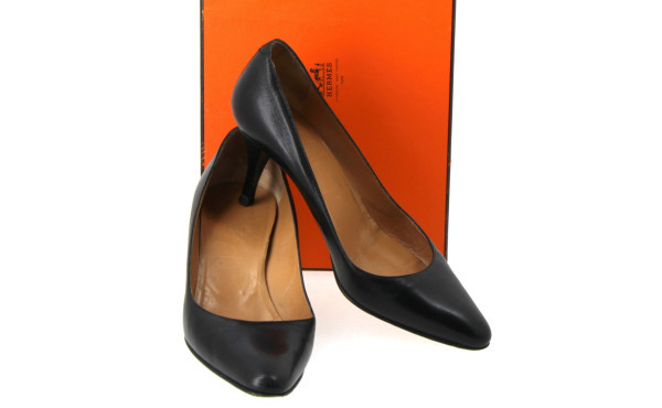 HERMES Paris - Paire d'escarpins en cuir