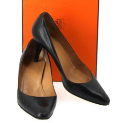 HERMES Paris - Paire d'escarpins en cuir