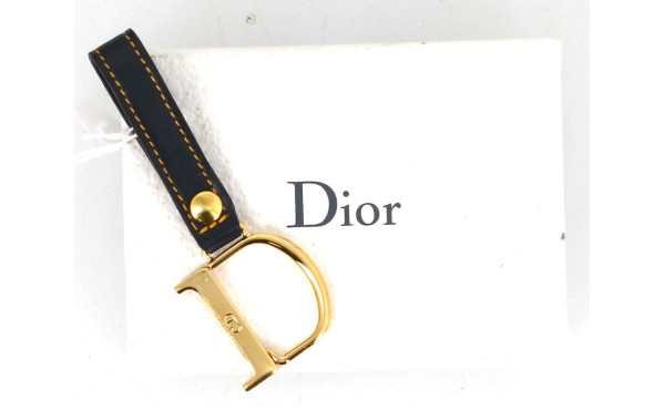 CHRISTIAN DIOR - Porte-clé "D" en cuir n
