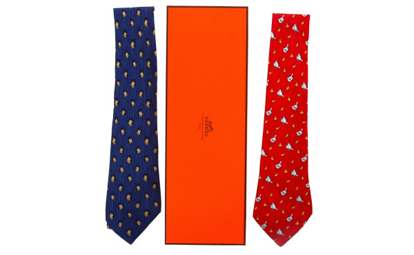 HERMES Paris - Lot de 2 cravates en soie