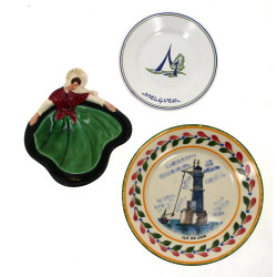 HB QUIMPER - Assiette en faïence polychr