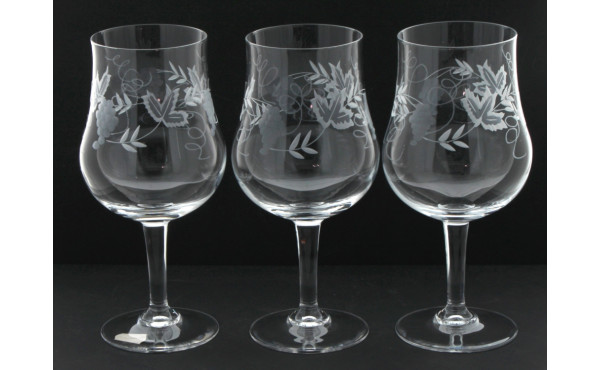 6 verres à dégustation gravés de pampres