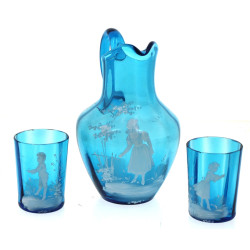 Broc à eau et 2 verres timbales en verre