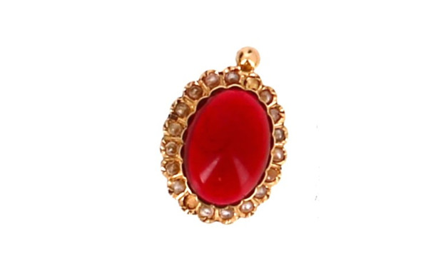 BO isolée en or 18 cts et petit rubis, p