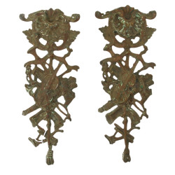 Paire de bronzes d'ameublement anciens à