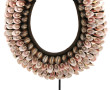 Collier pectoral en coquillages découpés