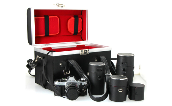 Appareil photo argentique CANON AE-1 pro