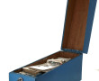 Boite en bois garnie de CPA et qqs CPSM 