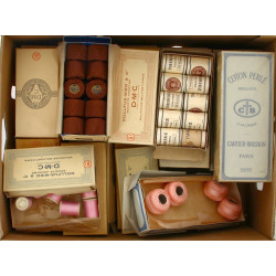 MERCERIE - Lot de fils divers