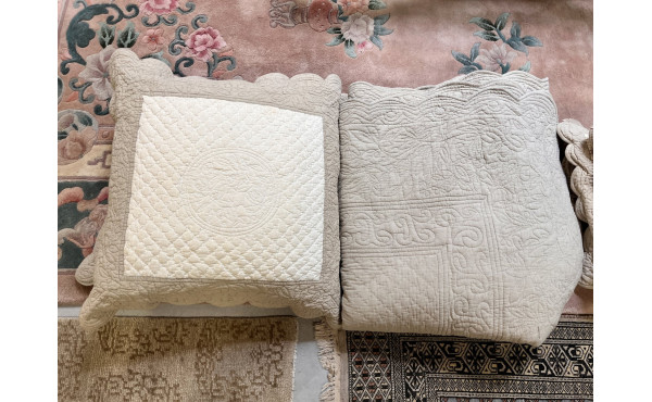 LINGE marque BOUCHARA : 2 dessus de lit 