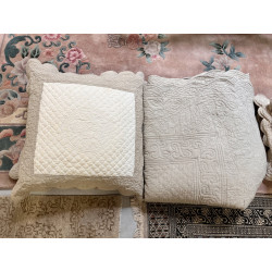 LINGE marque BOUCHARA : 2 dessus de lit 