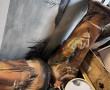Vide réserve de bibelots divers, tableau