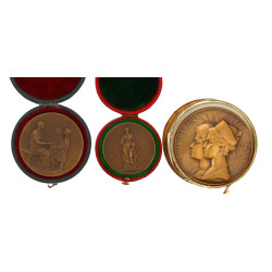 Lot de 3 médailles anciennes en bronze :