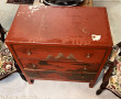 Commode chinoise en laque rouge décor de