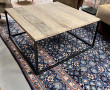 Table basse moderne plateau bois brut et