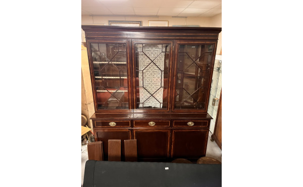Bibliothèque anglaise en placage ouvrant
