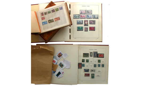 Deux albums de timbres France des origin