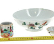 CHINE - 3 porcelaines : Coupe creuse déc