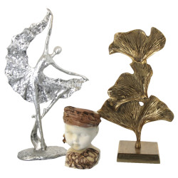 Lot de bibelots modernes : vase en forme