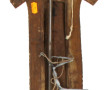 Baromètre en bois sculpté et doré, époqu
