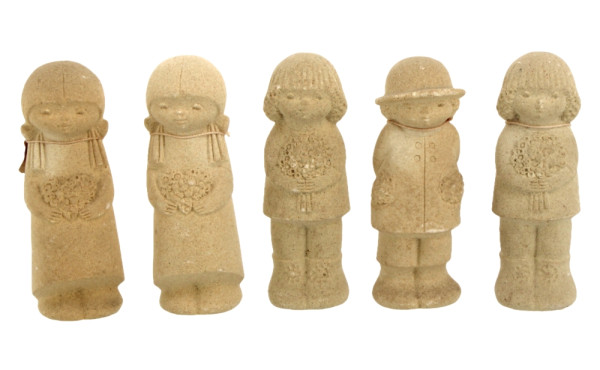 5 figurines enfantines, sculptures de Ma