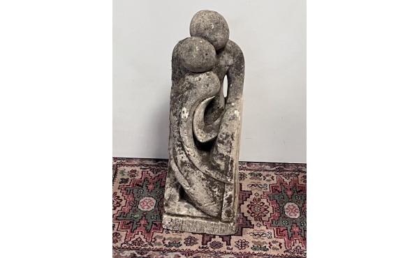 Sculpture contemporaine "Couple enlacé",