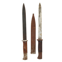 2 baîonnettes type Mauser WWII dont une 