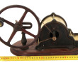 Objet rotatif (ventilateur pour cheminée