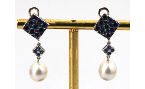 Paire de boucles d'oreilles pendantes en
