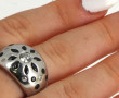 Importante bague jonc en or gris 18 cts 