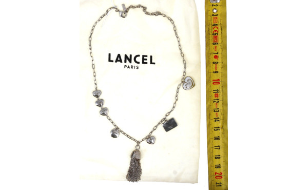 LANCEL - Sautoir avec breloques en métal